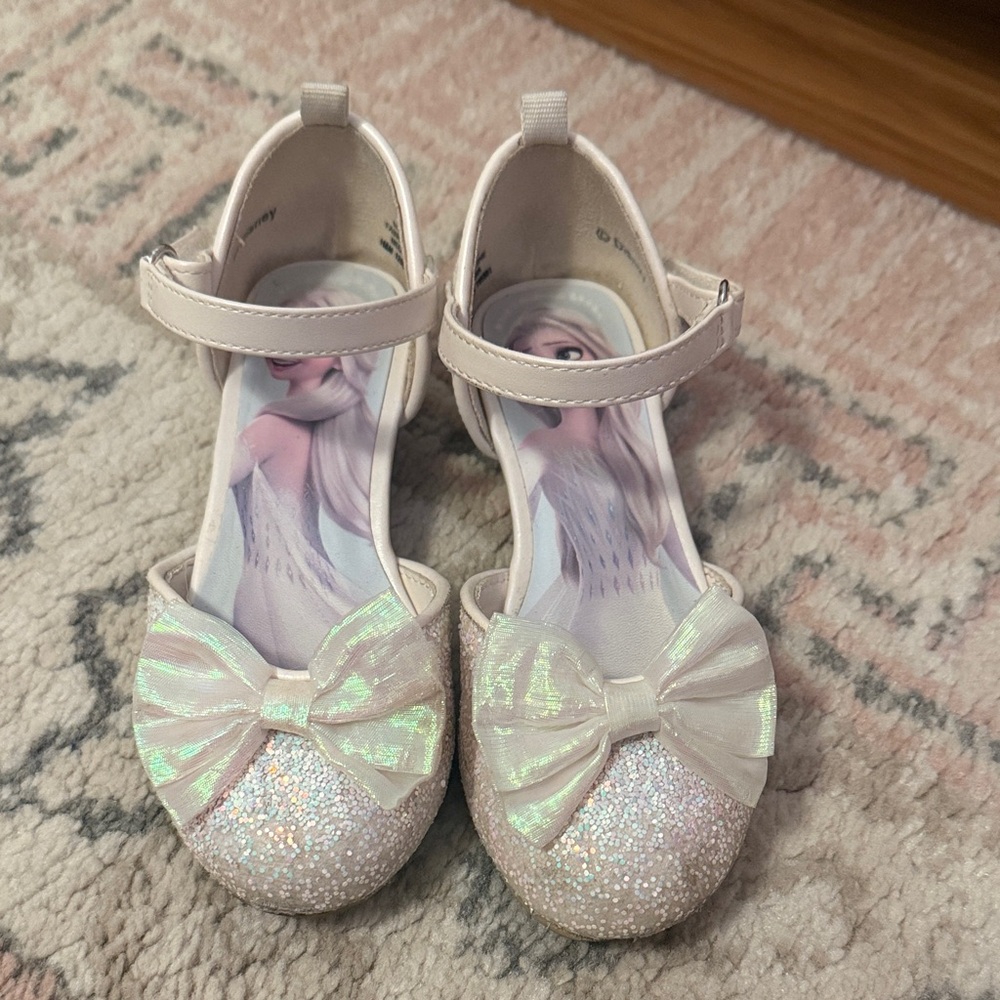 Kids Glittery White Shoes with Bow